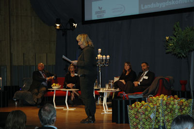 Angeli Sjöström pratar entreprenörskap med 600 i publiken